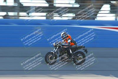 media/Nov-26-2022-Fastrack Riders (Sat) [[b001e85eef]]/Level 1/Session 1 Front Straight/